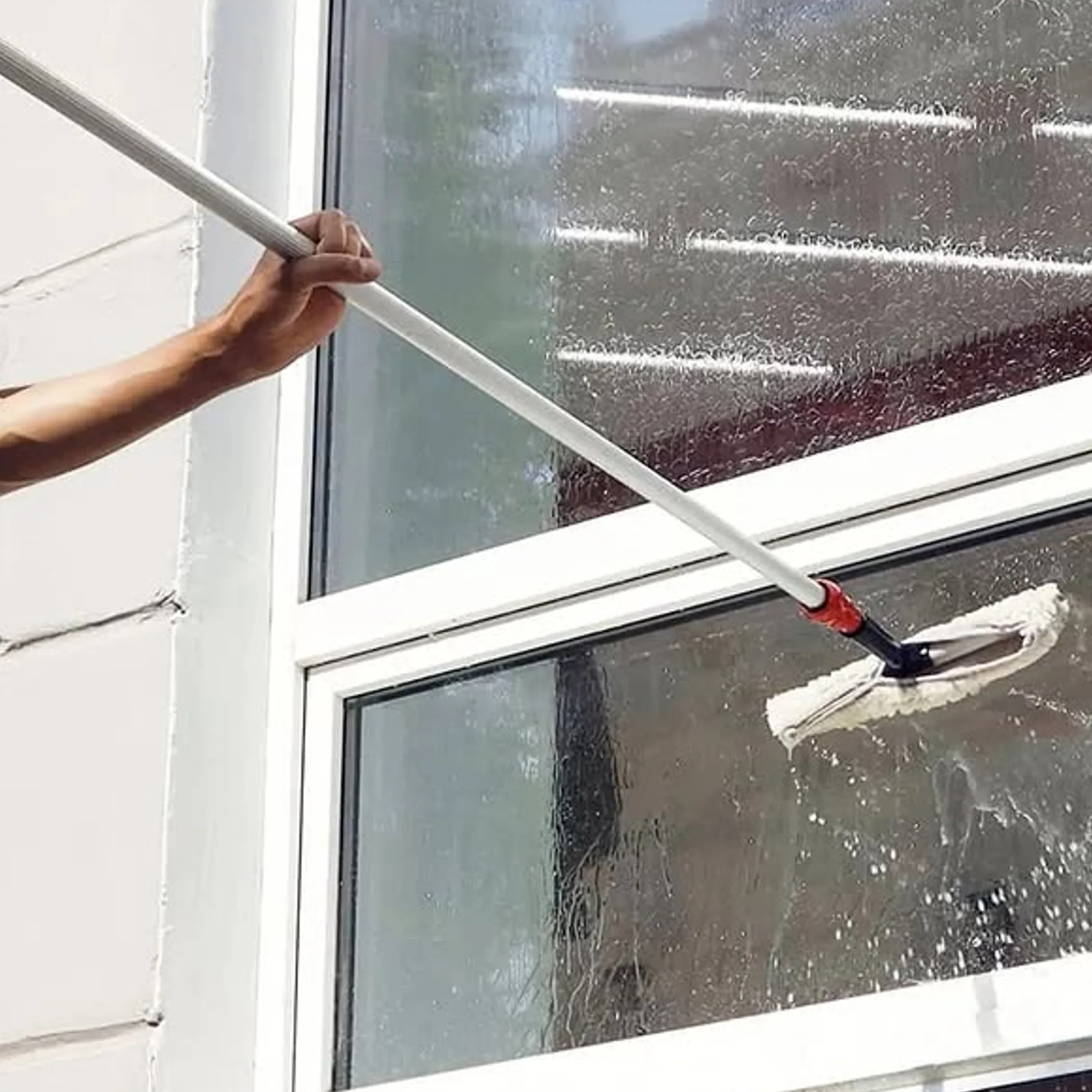 window cleaning with a pole