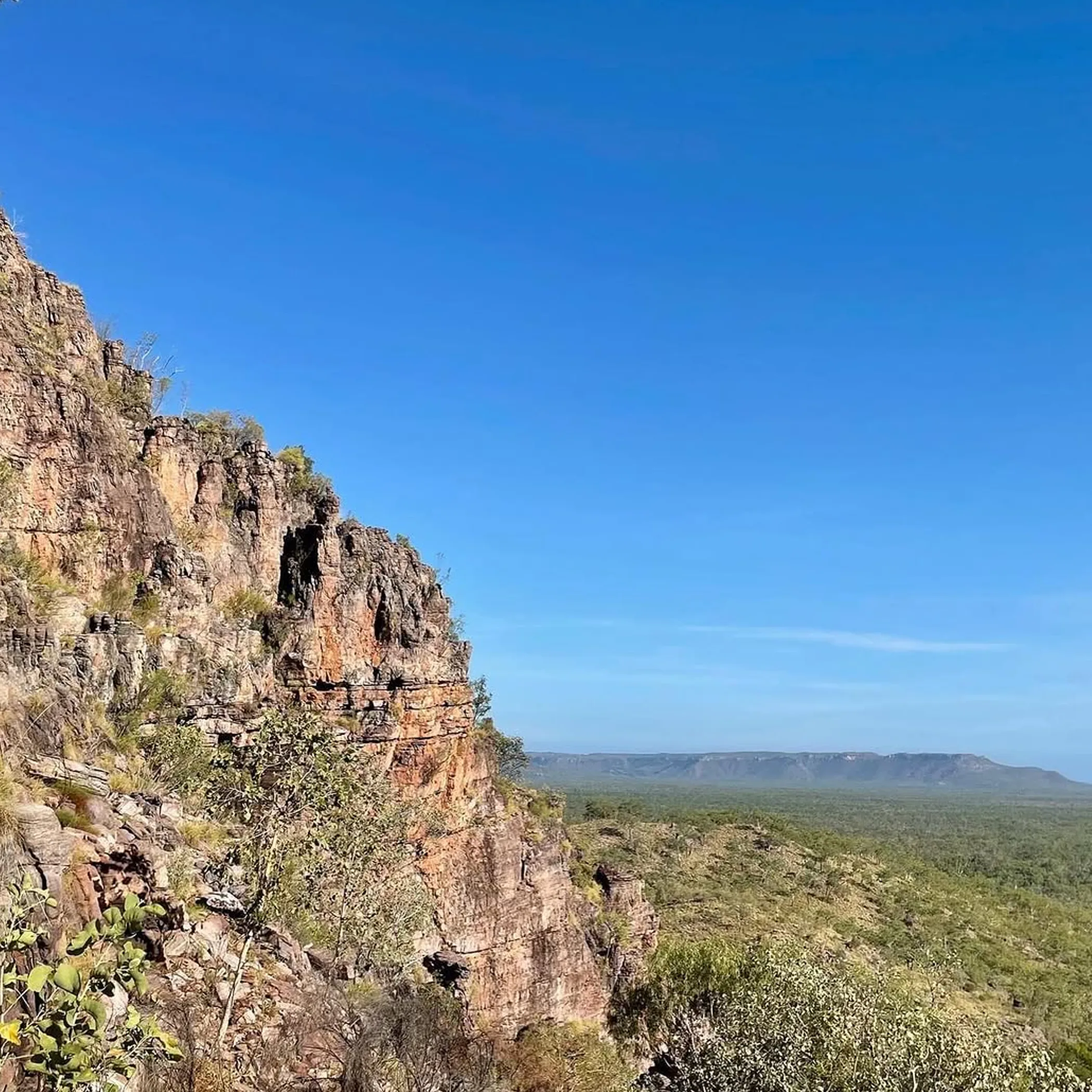 kakadu escarpment landscape en route