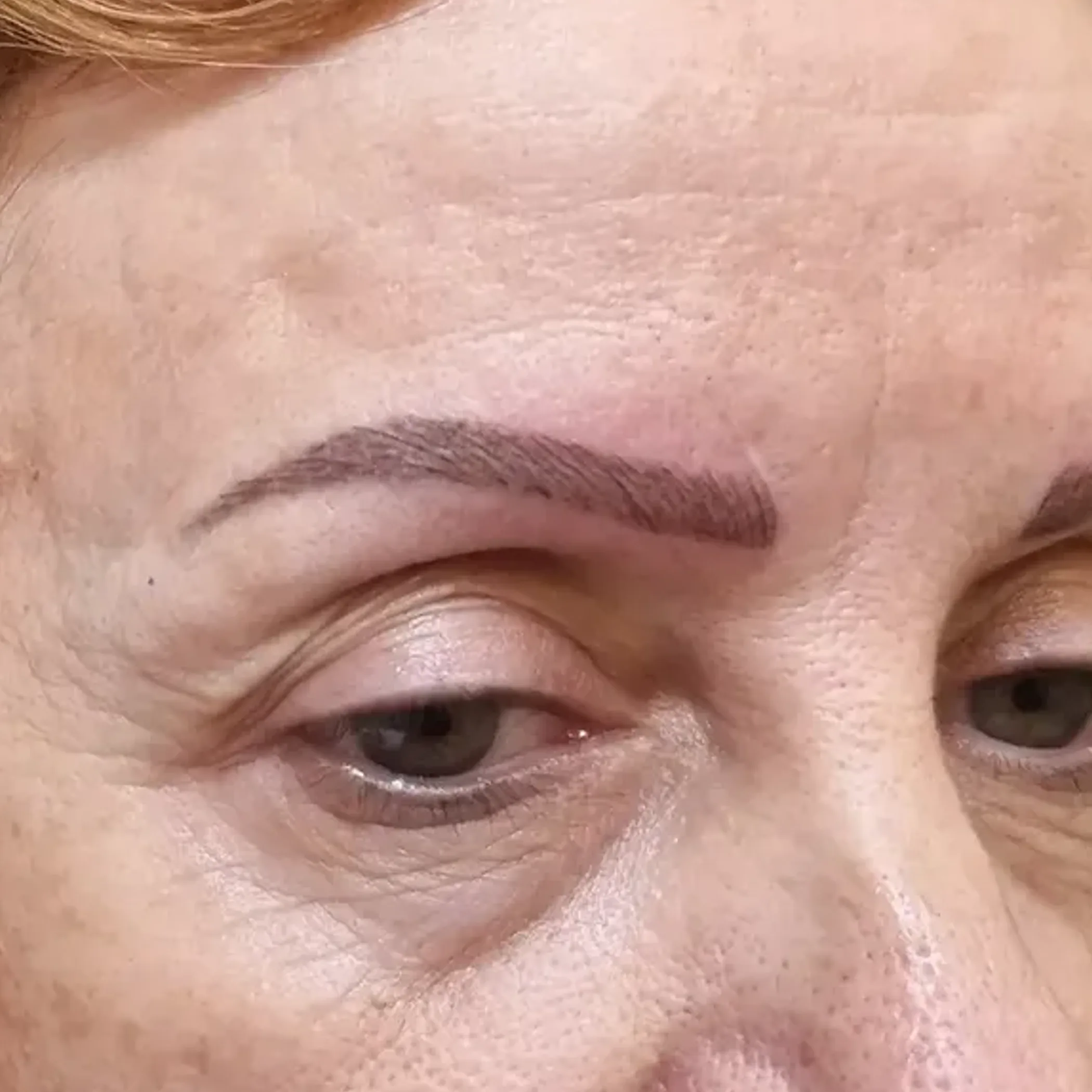 eyebrow permanent makeup process